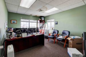 19019-Anelo-Ave-Gardena-1200x800_4-1170x785